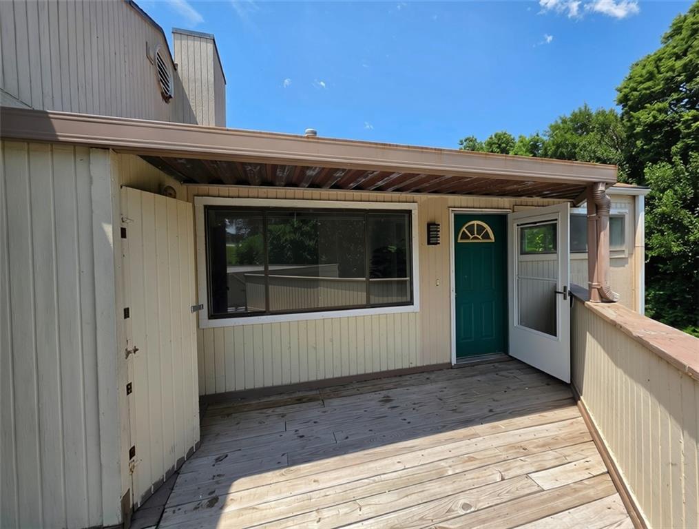 1006 W Maple Avenue Property Photo 1