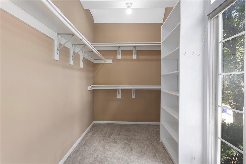 7560 Eicher Drive Property Photo 11
