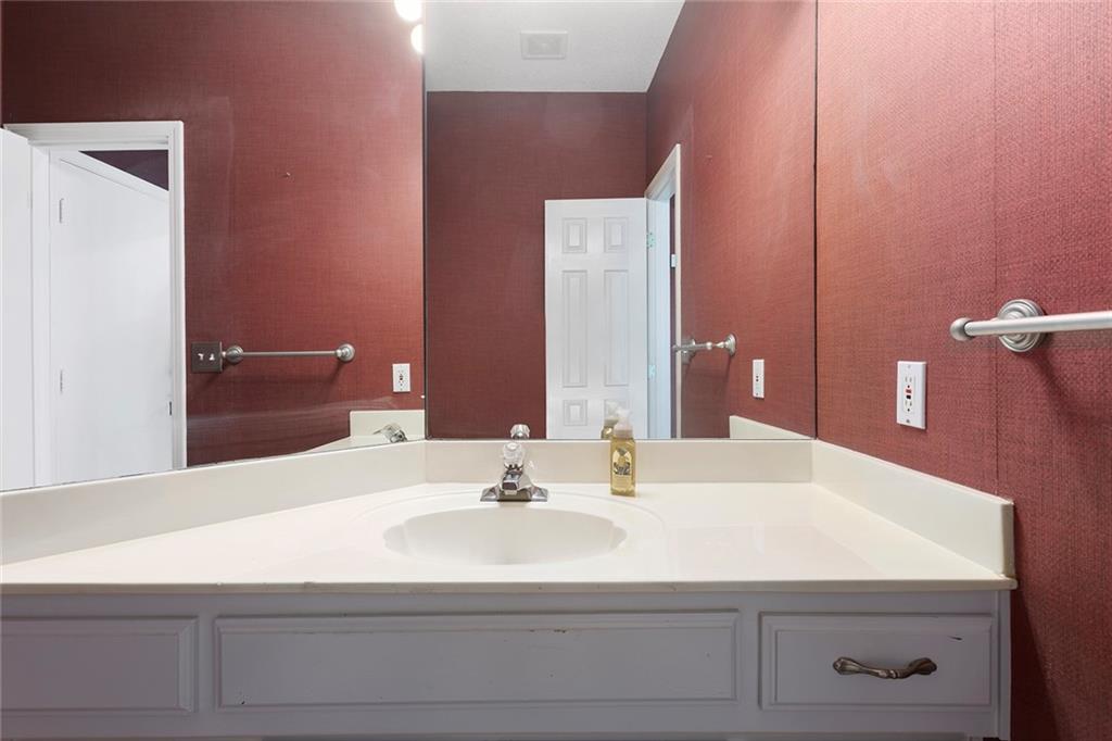 7560 Eicher Drive Property Photo 22