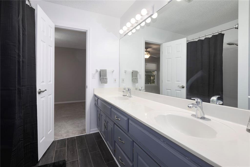 7560 Eicher Drive Property Photo 28