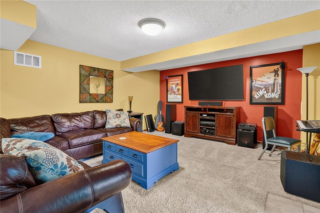 7560 Eicher Drive Property Photo 32