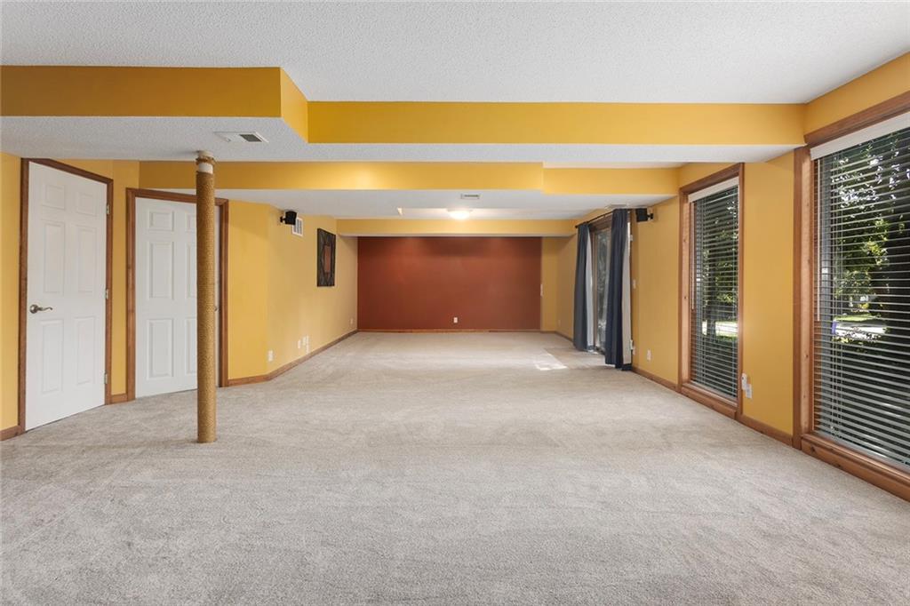 7560 Eicher Drive Property Photo 33