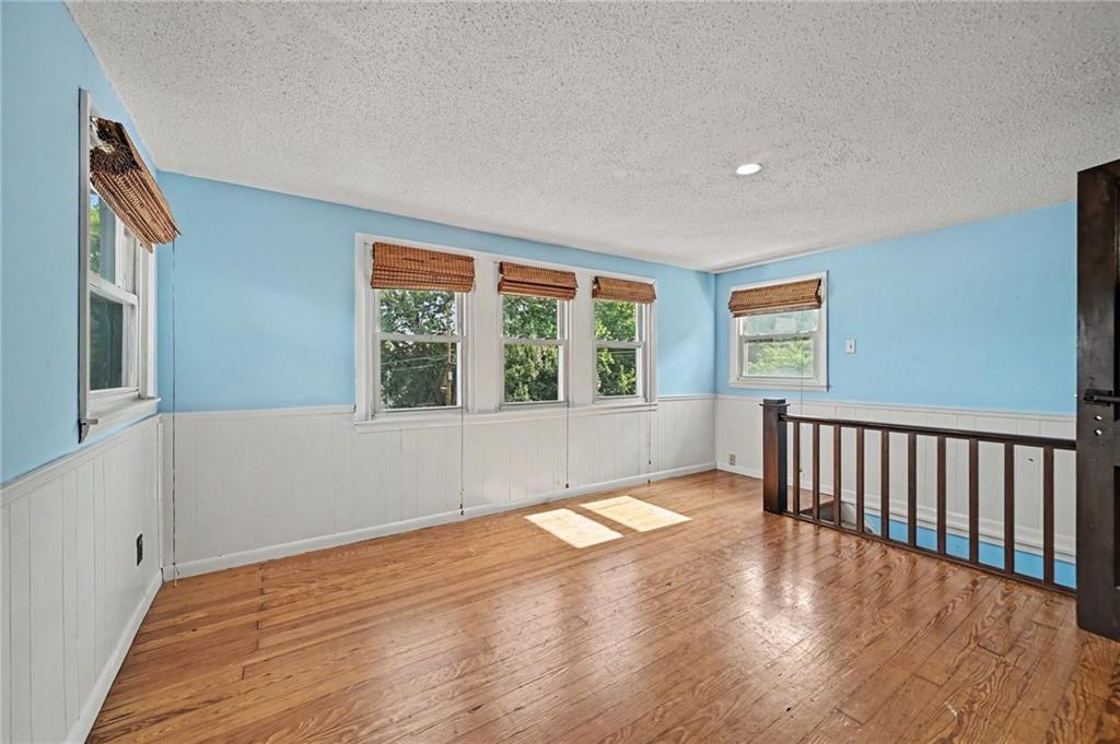 2823 Charles Street Property Photo 15