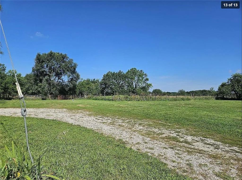 1086 N 100th Road Property Photo 11