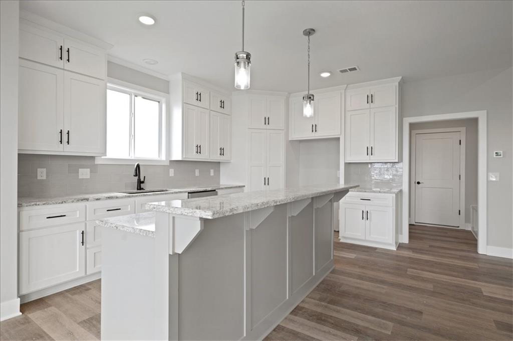 17507 Grey Hawke Ridge Property Photo 10