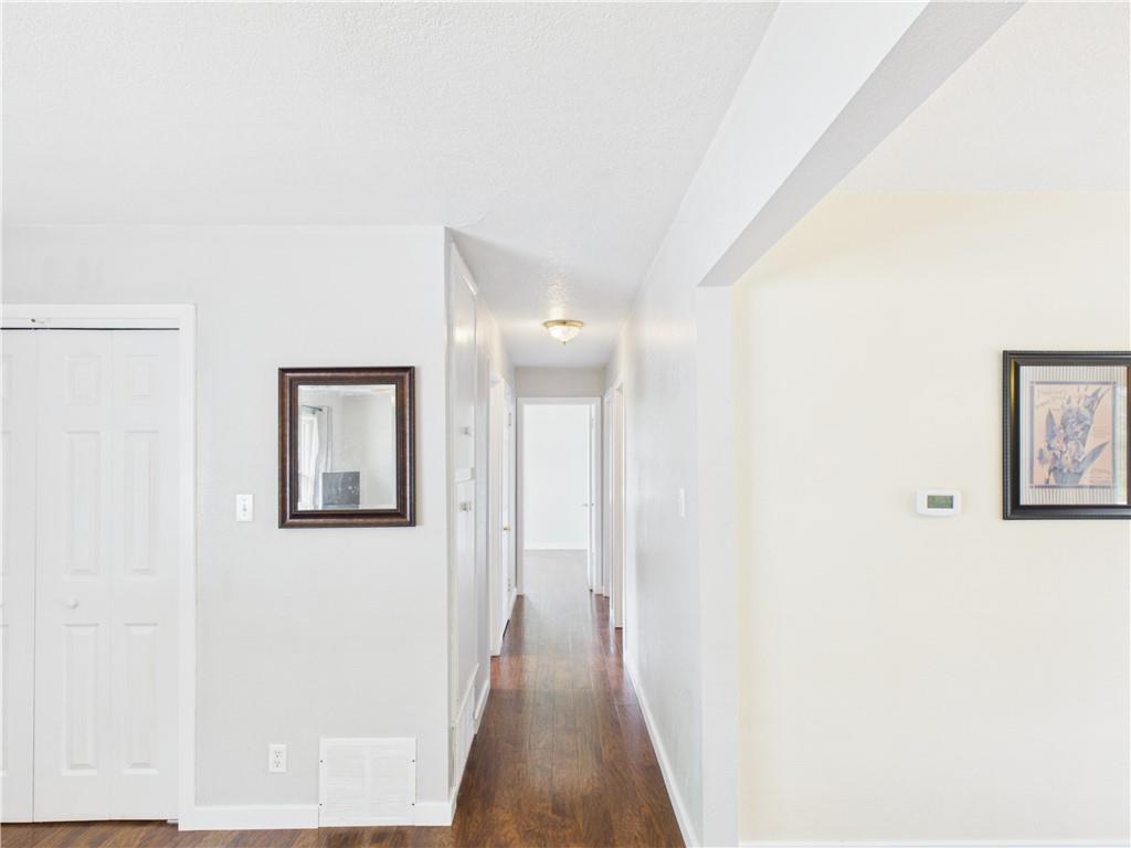 614 Hillcrest Drive Property Photo 11