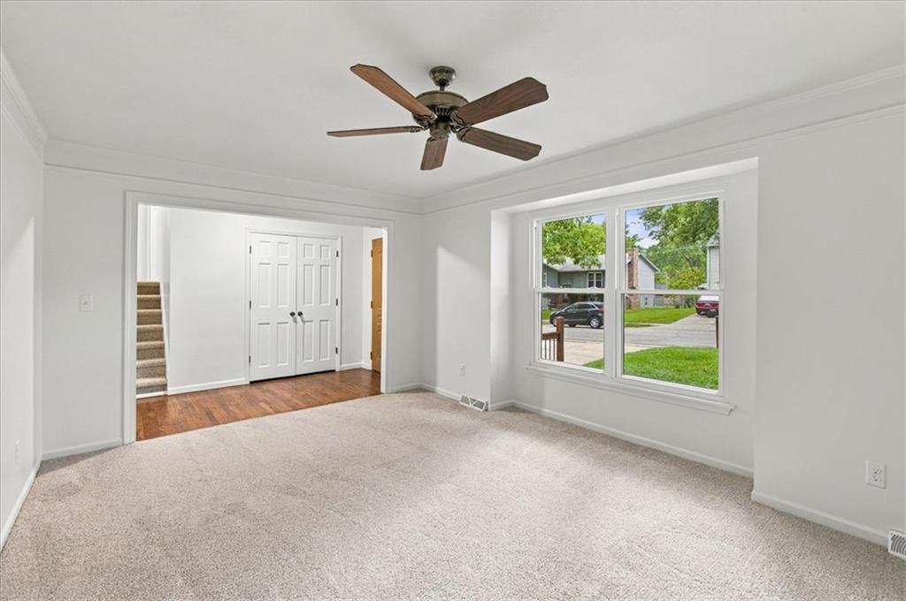 817 E Cothrell Street Property Photo 12