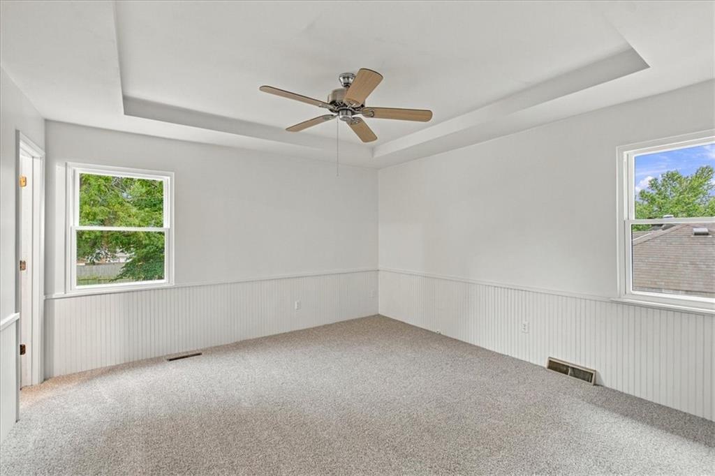 817 E Cothrell Street Property Photo 17