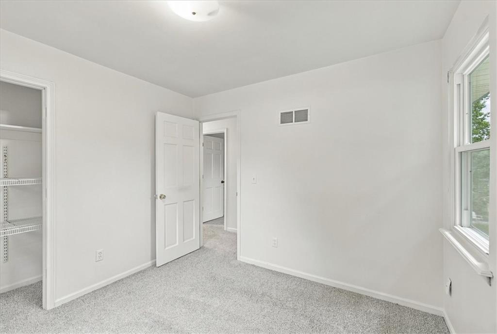 817 E Cothrell Street Property Photo 27