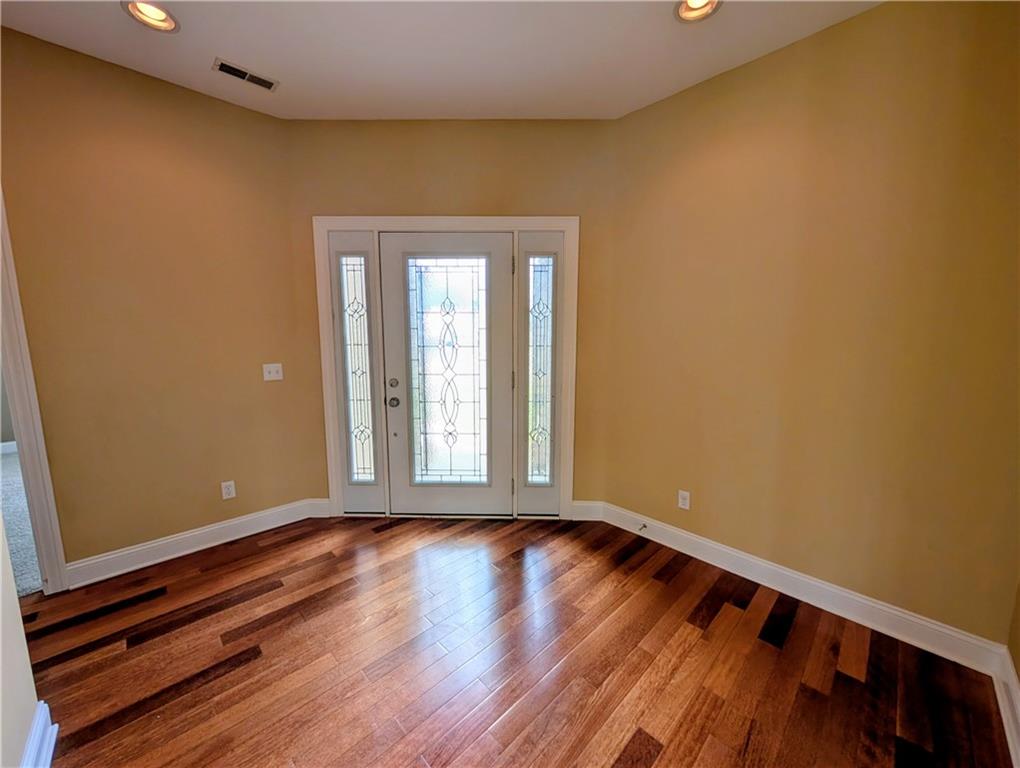 1407 Bear Creek Circle Property Photo 2