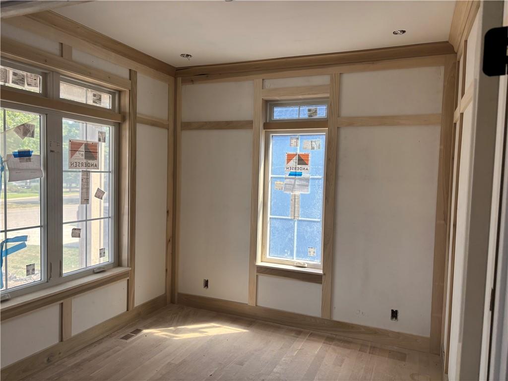 4001 W 67th Street Property Photo 6