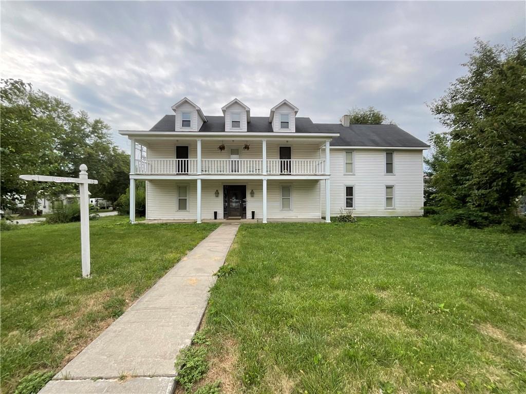 106 E Main Street Property Photo 1
