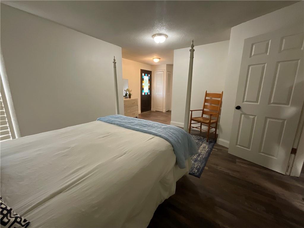 106 E Main Street Property Photo 34