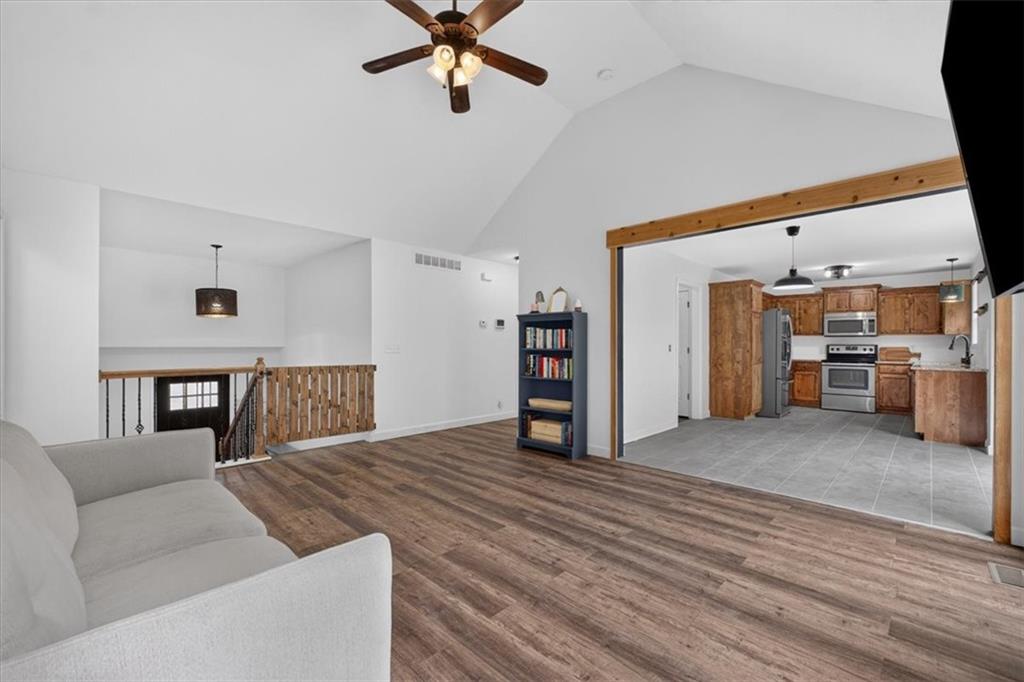 16913 Juniper Drive Property Photo 16
