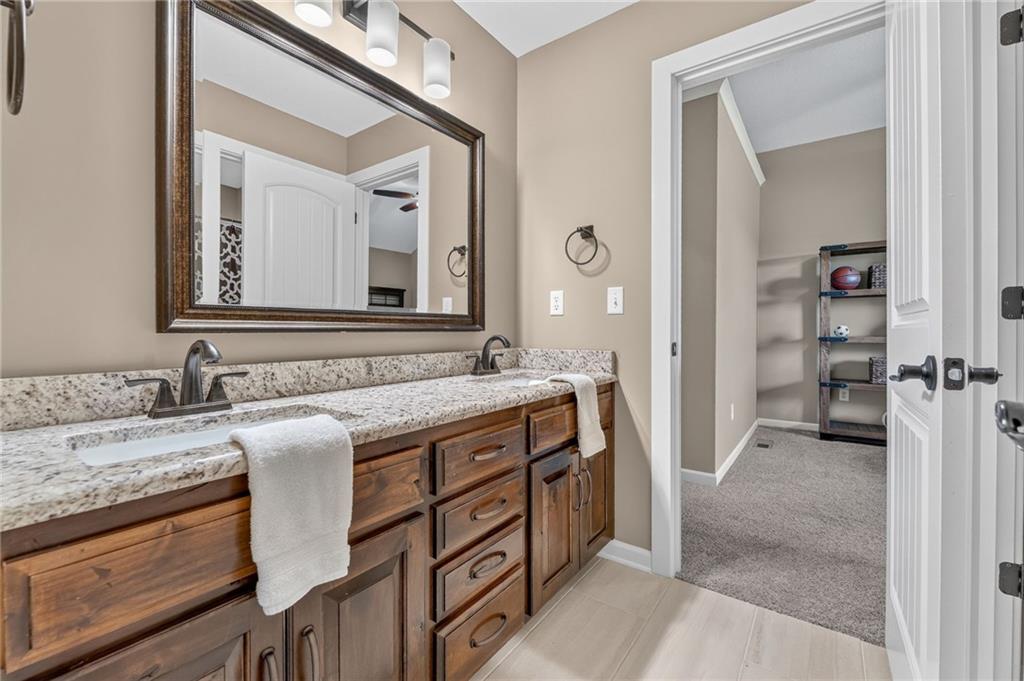 12975 N Champanel Way Property Photo 19