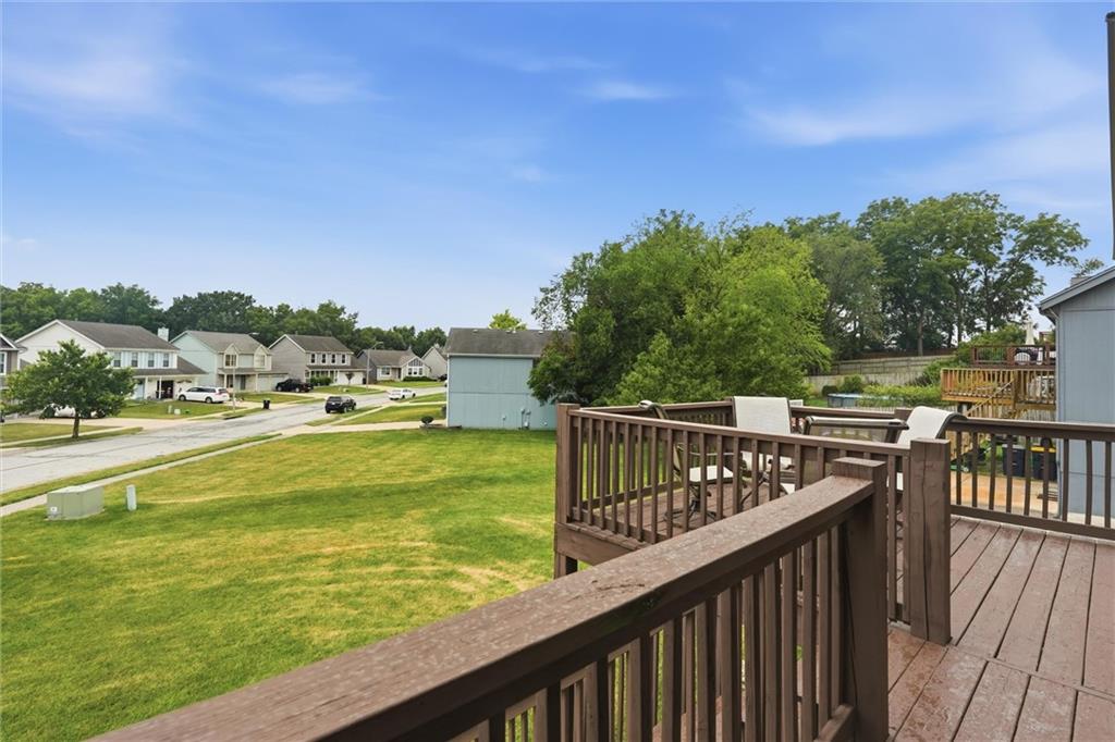 6114 N Evans Avenue Property Photo 28