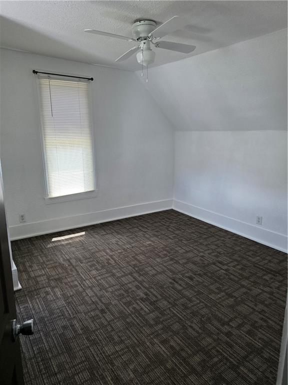315 W 3rd Avenue Property Photo 13