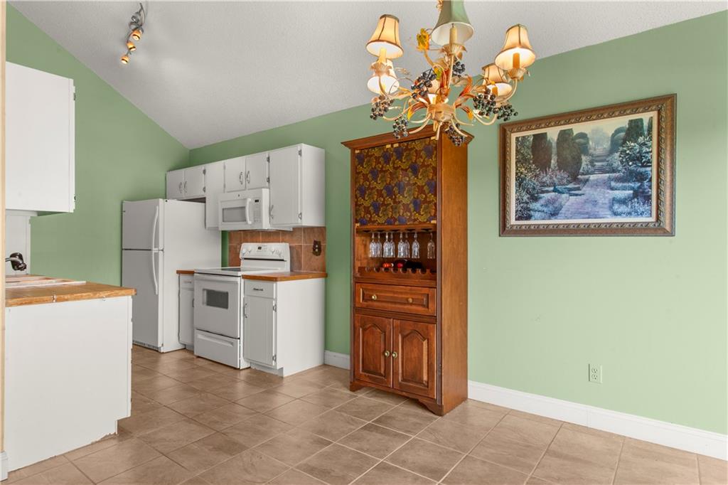 7916 Colony Lane Property Photo 7