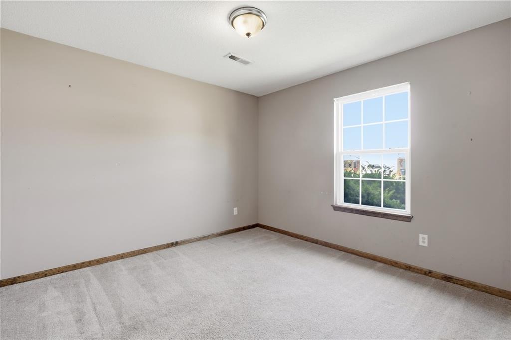 413 Graystone Drive Property Photo 28