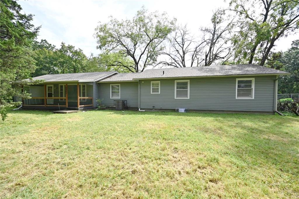 8900 Wayne Avenue Property Photo 2