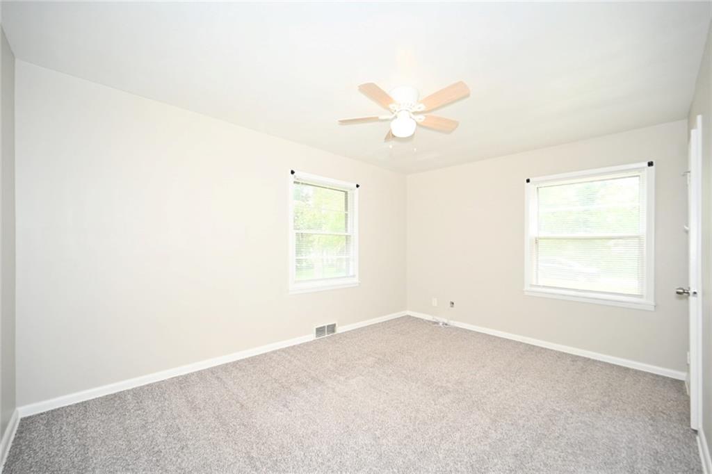 8900 Wayne Avenue Property Photo 20