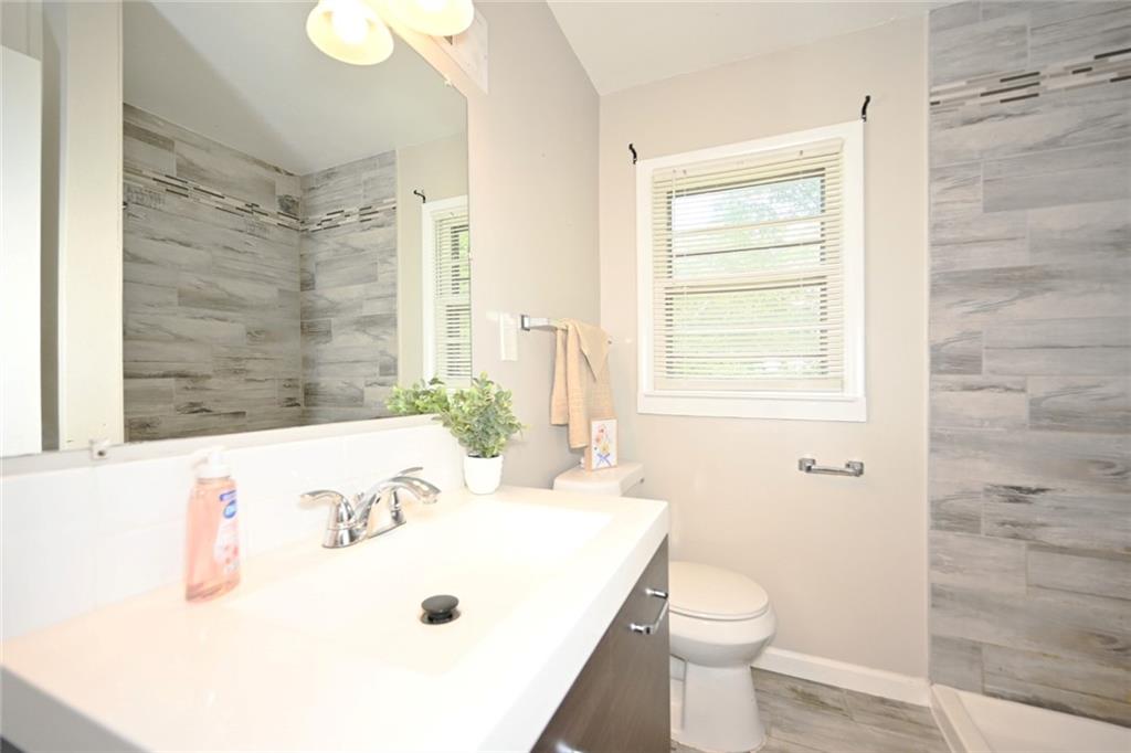 8900 Wayne Avenue Property Photo 22