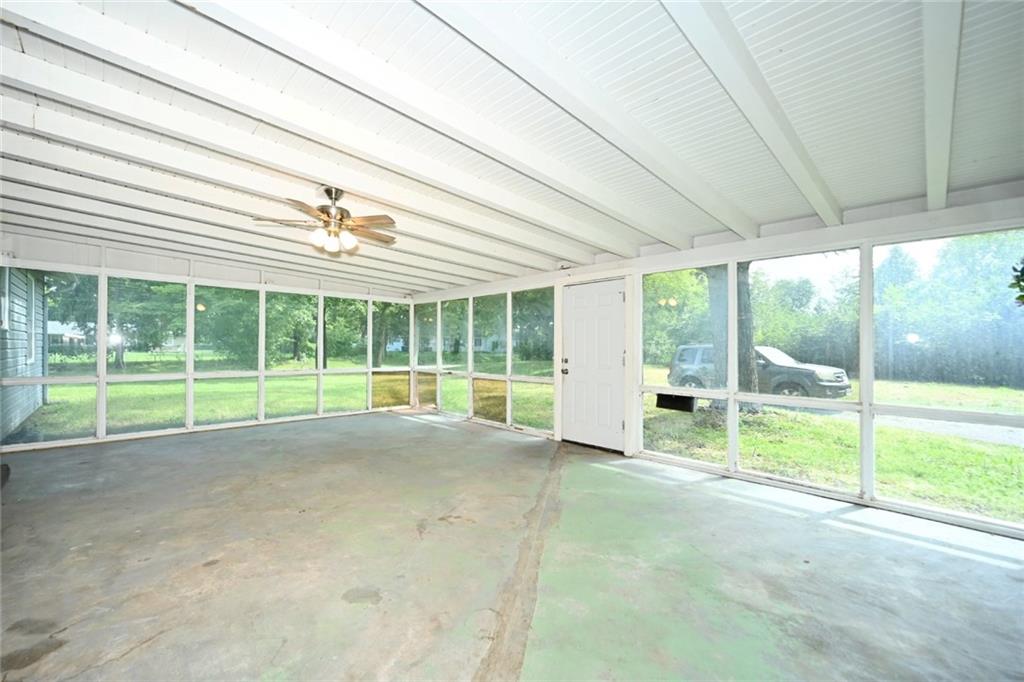 8900 Wayne Avenue Property Photo 24
