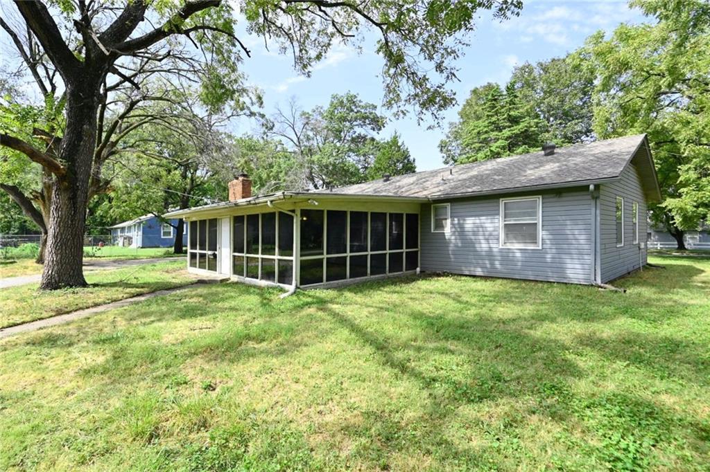 8900 Wayne Avenue Property Photo 29