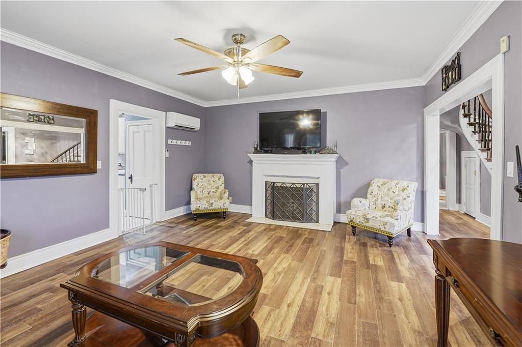 1900 Ne 65th Street Property Photo 4
