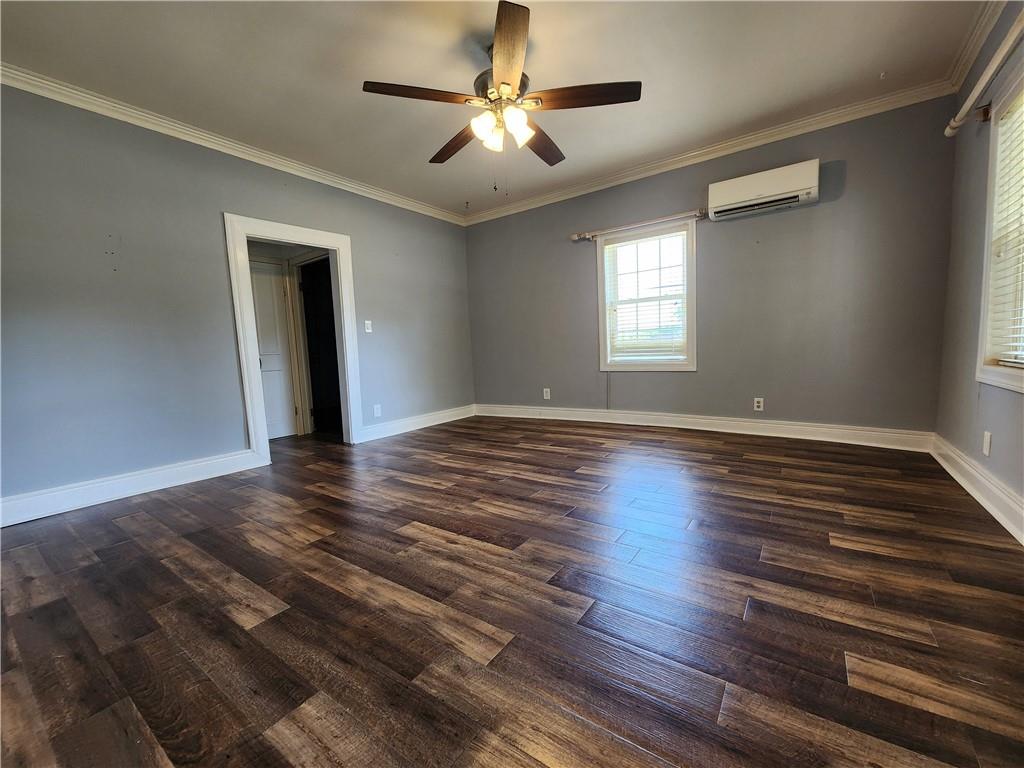 1900 Ne 65th Street Property Photo 10