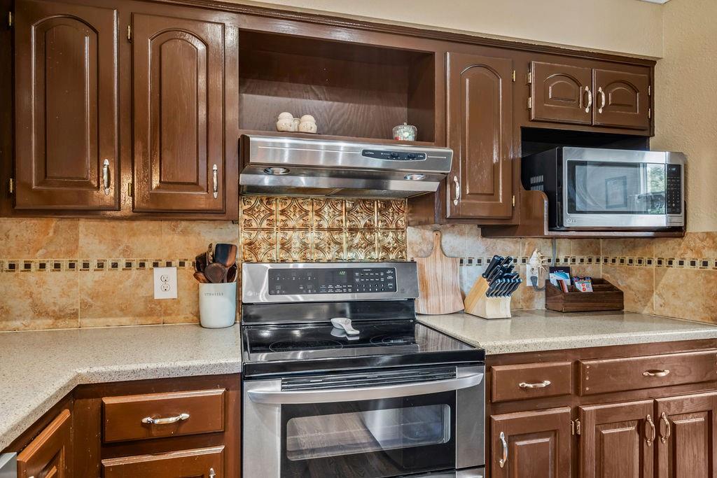 1312 Barnes Drive Property Photo 6