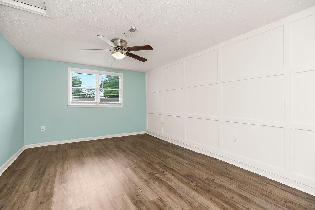 8109 N Summit Road Property Photo 10