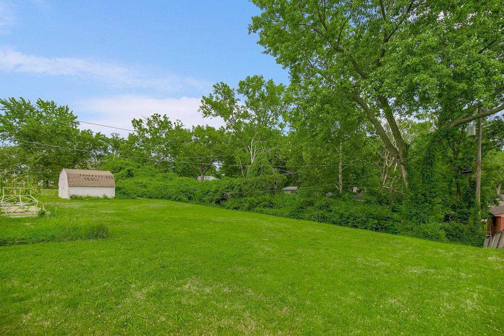 8109 N Summit Road Property Photo 19