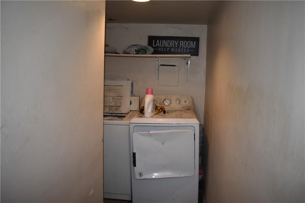 809 Valley Street Property Photo 6