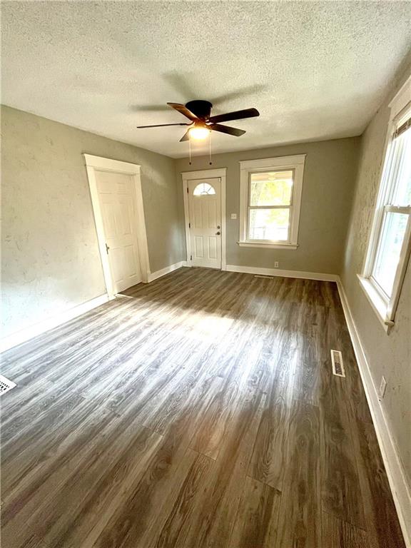 431 N Eubank Street Property Photo 7