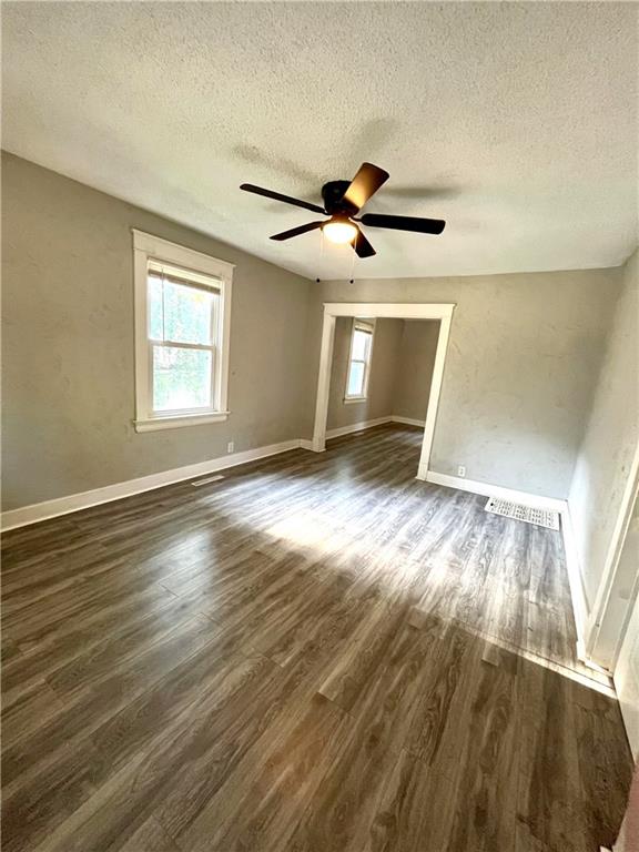 431 N Eubank Street Property Photo 8