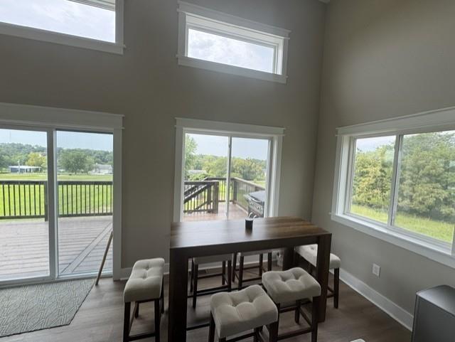 112 Admiral Drive Property Photo 8