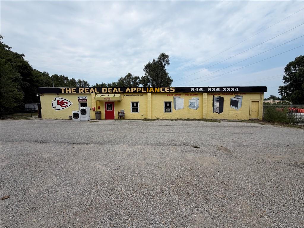 8918 E Winner Road Property Photo 1
