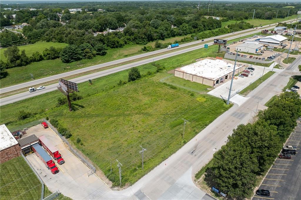 3702 S Leonard Road Property Photo