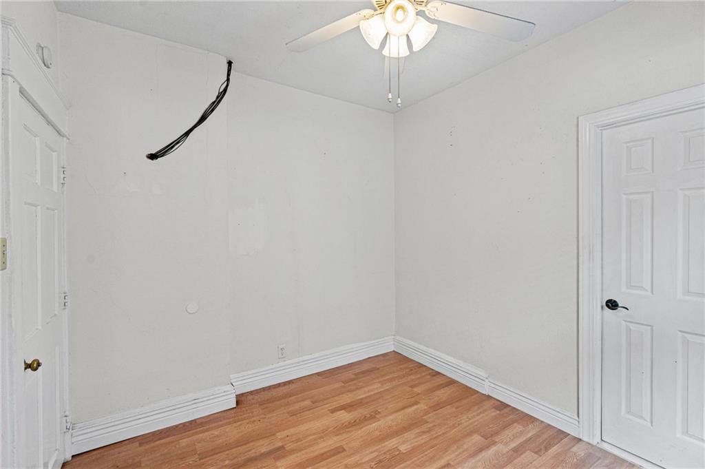 504 Wallace Avenue Property Photo 17