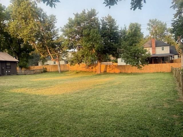 3315 Shady Lane Drive Property Photo 4
