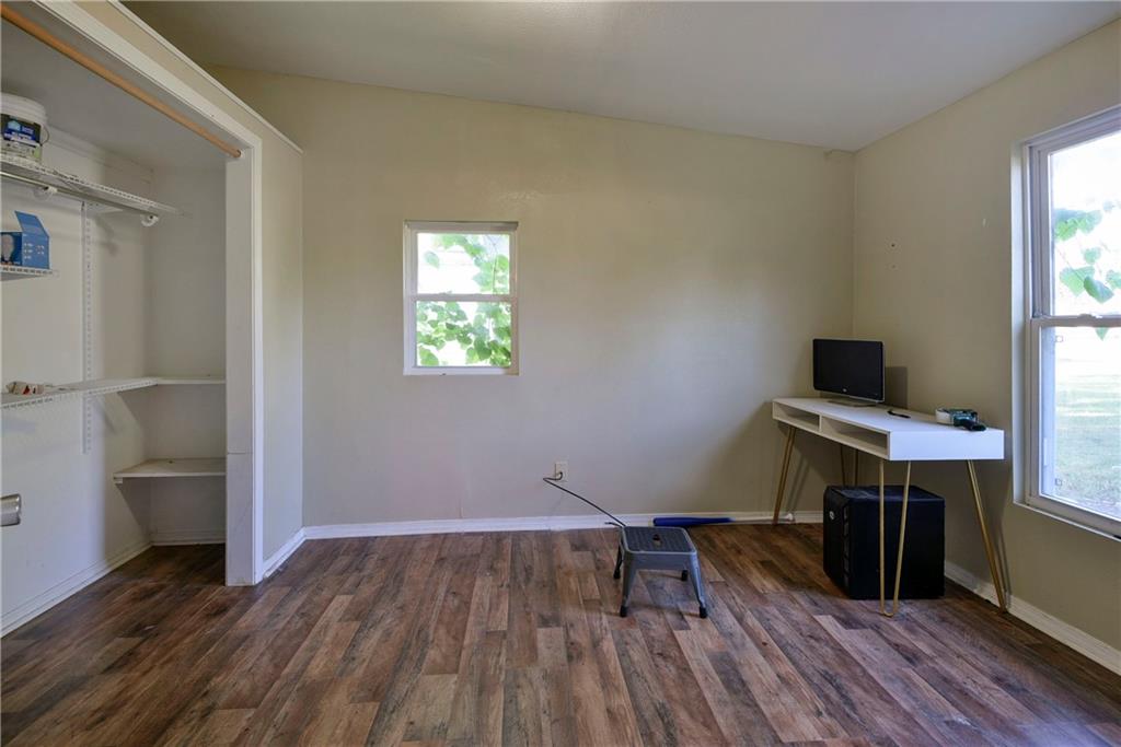 407 S Clarke Avenue Property Photo 17