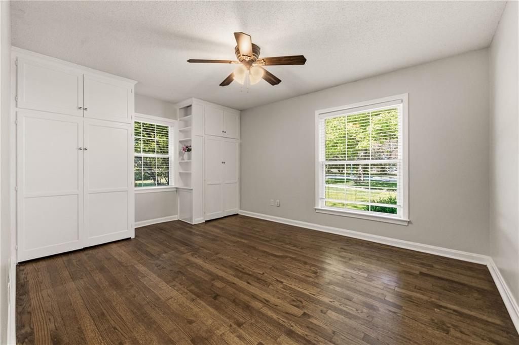 6739 Roe Avenue Property Photo 6