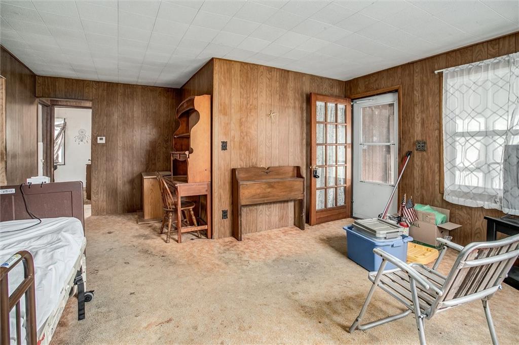 9301 Everett Avenue Property Photo 7