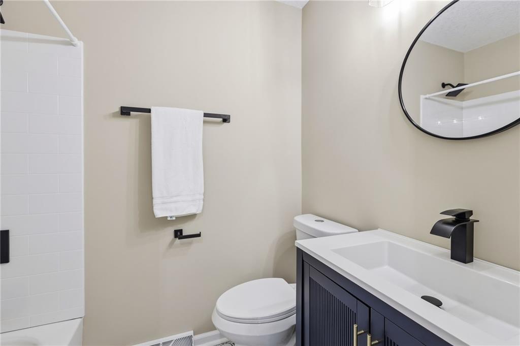 1201 Sw Mission Place Property Photo 9