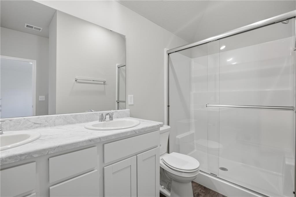 572 W Bluebird Street Property Photo 13