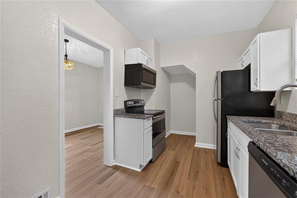 433 Oakley Avenue Property Photo 12