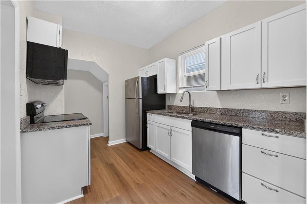 433 Oakley Avenue Property Photo 13