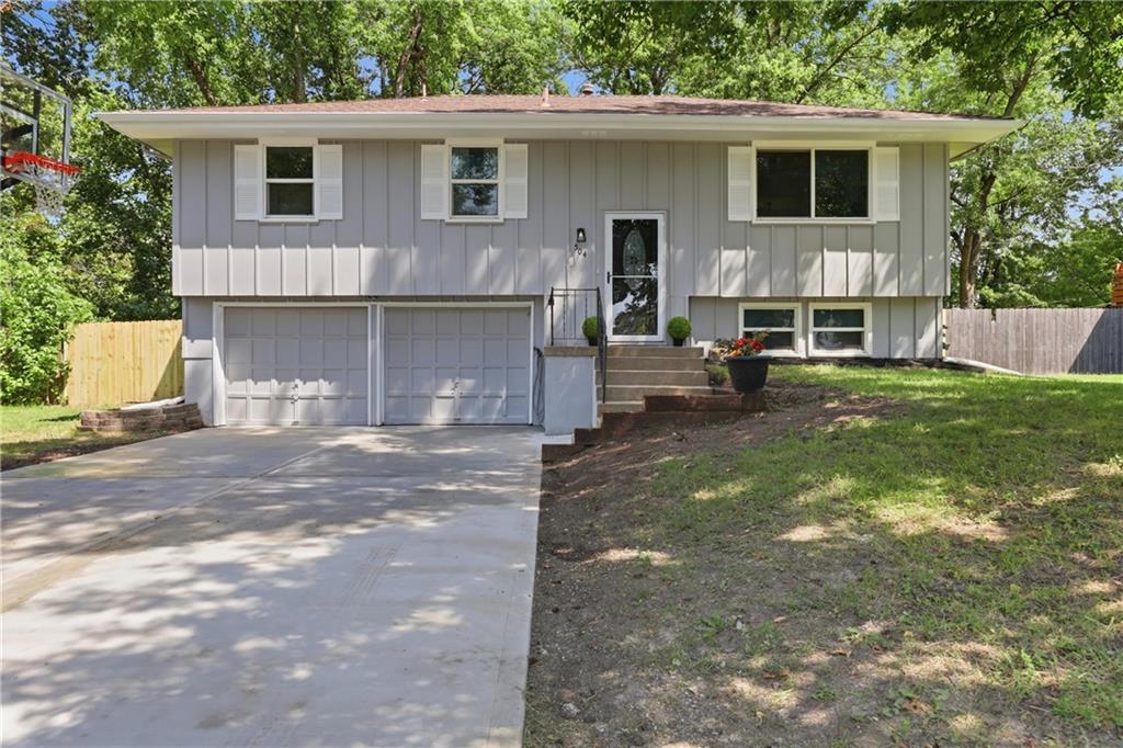 504 Sw Persels Road Property Photo 2