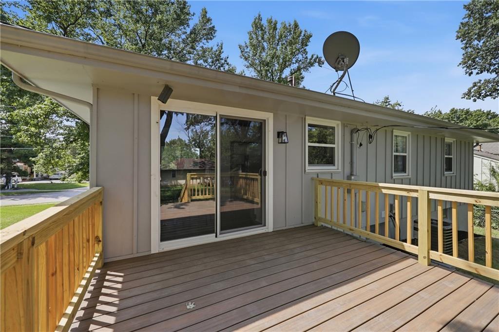 504 Sw Persels Road Property Photo 23